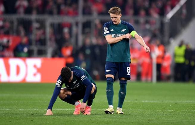 FOOTBALL CHAMPIONS LEAGUE SEASON 2023 2024 Quarter-final second leg FC Bayern Muenchen FC Arsenal London 17 04 2024 Kai Havertz left with Martin Oedegaard right, FC Arsenal London