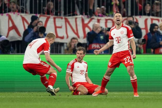 Siegejubel, 1 0, Mathijs de Light 4 FC Bayern Muenchen , Leon Goretzka 8 FC Bayern Muenchen , Raphael Guerreiro 22 FC Bayern Muenchen , FC Bayern Muenchen vs FC Arsenal, Football, Champions League quarter-final second leg, 17 04 2024 DFB regulations prohibit any use of photographs as image sequences and or quasi video Muenchen Bayern Germany Copyright: xkolbert-press UlrichxGamelx