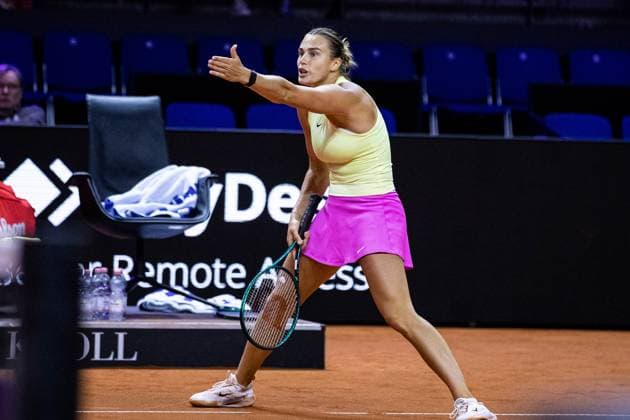 Aryna Sabalenka RUS Paula Badosa ESP vs Aryna Sabalenka RUS GER Porsche Tennis Grand Prix GP Stuttgart 2024, Porsche Arena, 17 04 2024 GER Porsche Tennis Grand Prix GP Stuttgart 2024 Porsche Arena, 17 04 2024 Stuttgart Copyright: xEibner-Pressefoto RogerxBuerkex EP