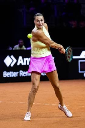 Aryna Sabalenka RUS Paula Badosa ESP vs Aryna Sabalenka RUS GER Porsche Tennis Grand Prix GP Stuttgart 2024, Porsche Arena, 17 04 2024 GER Porsche Tennis Grand Prix GP Stuttgart 2024 Porsche Arena, 17 04 2024 Stuttgart Copyright: xEibner-Pressefoto RogerxBuerkex EP