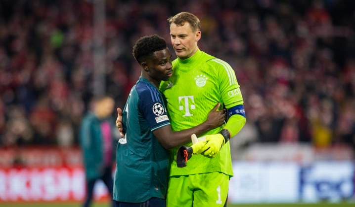 Munich Germany 17th Apr 2024 Bukayo Saka Arsenal goalkeeper Manuel Neuer Muenchen Bayern Munich Arsenal London 17 04 2024 Bayern Munich Arsenal London