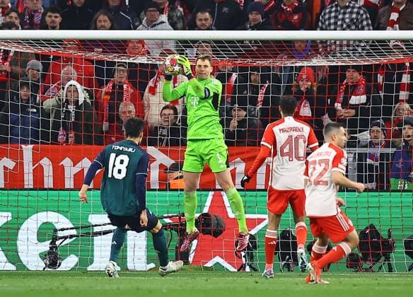 Manuel Neuer of Bayern Munich Bayern Munich v Arsenal, UEFA Champions League, Quarter Final, Second Leg, Football, Allianz Arena, Munich, Germany - 17 Apr 2024 EDITORIAL USE ONLY No use with unauthorised audio, video, data, fixture lists, club league logos or live services. Online in-match use limited to 120 images, no video emulation. No use in betting, games or single club league player publications. Copyright: xMichaelxZemanek Shutterstockx 14434936bv