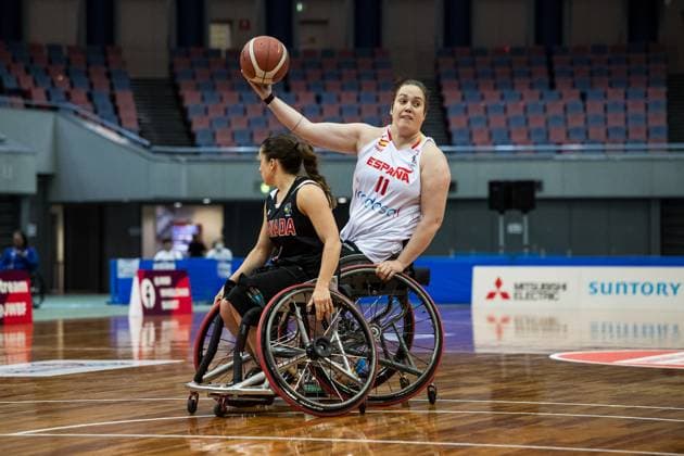 2024 IWBF Womens Repechage Spain Canada 18 04 2024 Rosie Lalonde Canada, 4 , Virginia Perez Spain, 11 on the ball 2024 IWBF Womens Repechage Spain Canada Asue Arena, Osaka Copyright: xBEAUTIFULxSPORTS Wunderlx