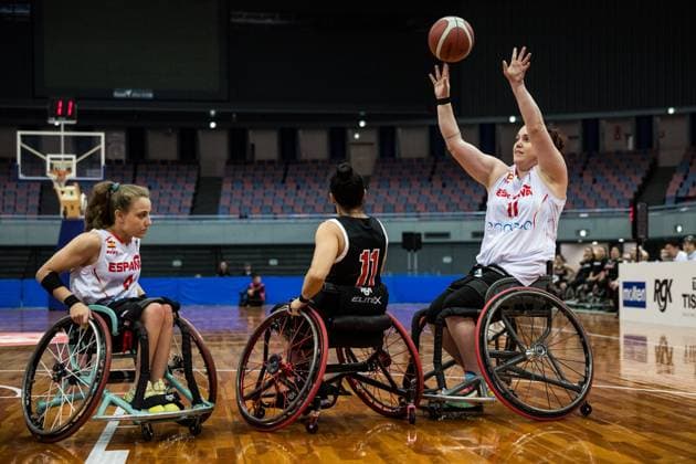 2024 IWBF Womens Repechage Spain Canada 18 04 2024 Lourdes Ortega Spain, 4 , Tara Llanes Canada, 11 , Virginia Perez Spain, 11 in the throw 2024 IWBF Womens Repechage Spain Canada Asue Arena, Osaka Copyright: xBEAUTIFULxSPORTS Wunderlx
