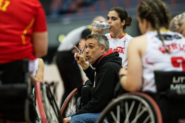 2024 IWBF Womens Repechage Spain Canada 18 04 2024 Franck Joaquin Belen Coach Spain 2024 IWBF Womens Repechage Spain Canada Asue Arena, Osaka Copyright: xBEAUTIFULxSPORTS Wunderlx