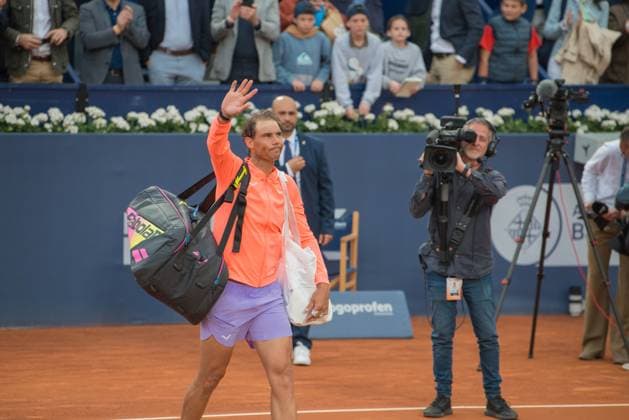 April 17, 2024: RAFAEL NADALÃ¢â‚¬â ¢s farewell after losing against ALEX DE MINAUR in the Barcelona Open Banc Sabadell 2023. This was announced by RAFAEL NADAL as probably his last participation in the Barcelona Open Banc Sabadell. ALEX DE MINAUR won the match 7-5 6-1. - ZUMAr159 20240417_aap_r159_032 Copyright: xPatriciaxRodriguesx