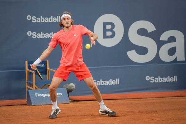 April 17, 2024: STEFANOS TSITSIPAS serves during a match against SEBASTIAN OFNER in the Barcelona Open Banc Sabadell 2024. STEFANOS TSITSIPAS won the match 6-4 7-5. - ZUMAr159 20240417_aap_r159_058 Copyright: xPatriciaxRodriguesx