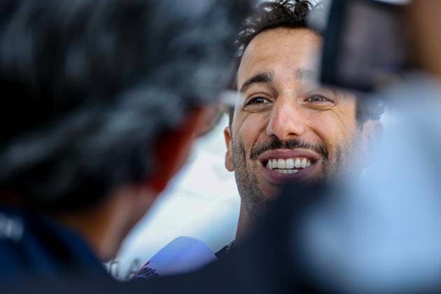 RICCIARDO Daniel (aus), Visa Cash App RB F1 Team VCARB 01, portrait during the Formula 1 Lenovo Chinese Grand Prix 2024, 5th round of the 2024 Formula One World Championship, WM, Weltmeisterschaft from April 19 to 21, 2024 on the Shanghai International Circuit, in Shanghai, China - F1 - CHINESE GRAND PRIX 2024 DPPI Panoramic  00156