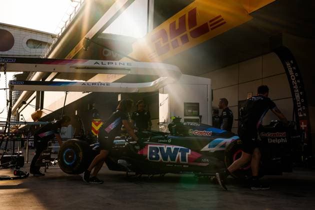 Alpine F1 Team A524, during the Formula 1 Lenovo Chinese Grand Prix 2024, 5th round of the 2024 Formula One World Championship, WM, Weltmeisterschaft from April 19 to 21, 2024 on the Shanghai International Circuit, in Shanghai, China - F1 - CHINESE GRAND PRIX 2024 DPPI Panoramic  240418_R05_CHINA_DP_FGOO5886.JPG
