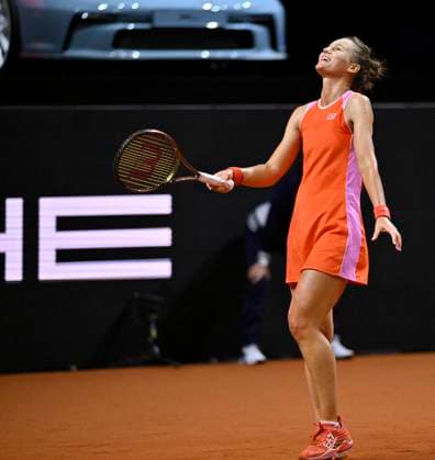 Veronika Kudermetova RUS disappointed Gesture Gesture Winning car Porsche Taycan 4S Sport Turismo Tennis Ladies Porsche Cup Porsche Tennis Grand Prix GP Stuttgart 2024 Porsche Arena 18 04 2024 DFL REGULATIONS PROHIBIT ANY USE OF PHOTOGRAPHS AS IMAGE SEQUENCES AND OR QUASI VIDEO Porsche Tennis Grand Prix GP Stuttgart 2024