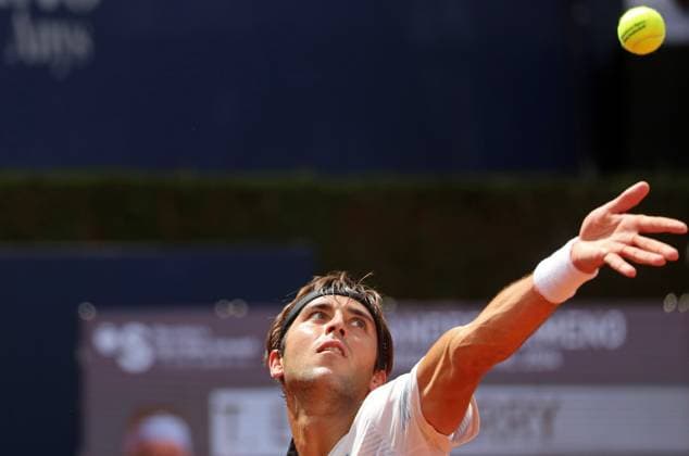 Barcelona Open Banc Sabadell 2024 - Day Four Tomas Martin Etcheverry is playing against Brandon Nakashima in the round of 16 of the Barcelona Open Banc Sabadell, 71st Conde de Godo Trophy, at the Real Club de Tennis Barcelona 1899 in Barcelona, Spain, on April 18, 2024. Barcelona Barcelona Spain  Copyright: xUrbanandsportx originalFilename:urbanandsport-barcelon240418_npdP8.jpg