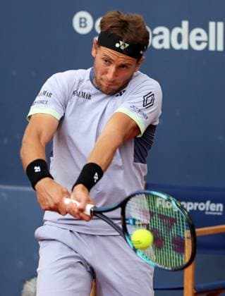 Barcelona Open Banc Sabadell 2024 - Day Four Casper Ruud is playing against Jordan Thompson in the round of 16 of the Barcelona Open Banc Sabadell, 71st Conde de Godo Trophy, at the Real Club de Tennis Barcelona 1899, in Barcelona, Spain, on April 18, 2024. Barcelona Barcelona Spain  Copyright: xUrbanandsportx originalFilename:urbanandsport-barcelon240418_npVen.jpg