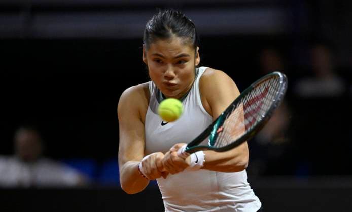 Emma Raducanu GBR Action Tennis Ladies Porsche Cup Porsche Tennis Grand Prix GP Stuttgart 2024 Porsche Arena 18 04 2024 DFL REGULATIONS PROHIBIT ANY USE OF PHOTOGRAPHS AS IMAGE SEQUENCES AND OR QUASI VIDEO Porsche Tennis Grand Prix GP Stuttgart 2024