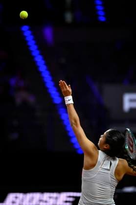 Emma Raducanu GBR Action Serve Tennis Ladies Porsche Cup Porsche Tennis Grand Prix GP Stuttgart 2024 Porsche Arena 18 04 2024 DFL REGULATIONS PROHIBIT ANY USE OF PHOTOGRAPHS AS IMAGE SEQUENCES AND OR QUASI VIDEO Porsche Tennis Grand Prix GP Stuttgart 2024