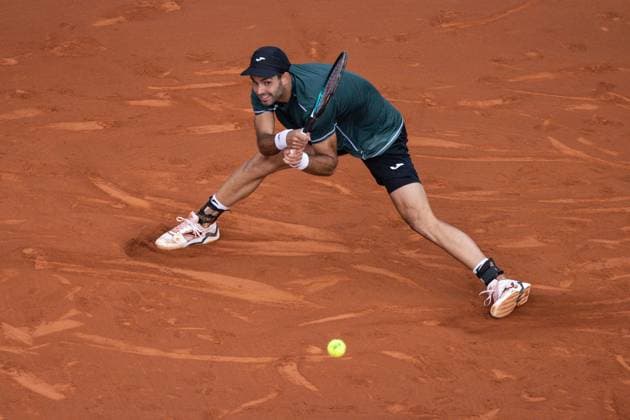 April 18, 2024, Barcelona, Barcelona, Spain: FACUNDO DIAZ ACOSTA of Argentina in action during the third round of Barcelona Open Banc Sabadell Trofeo Conde de Godo. Acosta won 6-2, 7-5. Barcelona Spain - ZUMArd r 20240418_spo_s316_057 Copyright: xMartixSeguraxRamonedax