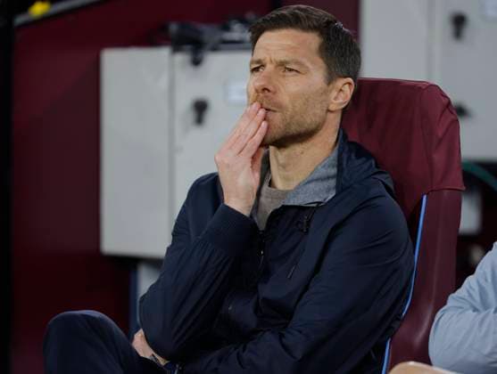 West Ham United FC v Bayer 04 Leverkusen: Quarter-Final Second Leg - UEFA Europa League 2023 24 Xabi Alonso, Head Coach of Bayer 04 Leverkusen on the bench before the UEFA Europa League 2023 24 Quarter-Final second leg match between West Ham United FC and Bayer 04 Leverkusen at Olympic Stadium on April 18, 2024 in London, England. London Olympic Stadium England United Kingdom Copyright: xNigelxFrench Sportsphoto APLx 14037815