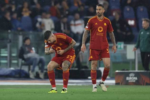 UEFA Europa League AS Roma and AC Milan Roma™s Italian defender Gianluca Mancini celebrates after scoring a goal during the Quarter-Final second leg match between AS Roma and AC Milan at Stadio Olimpico on April 18, 2024 in Rome, Italy. ABPH1633 Copyright: xAntonioxBalascox