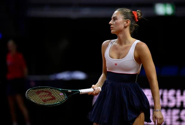 Marta Kostyuk UKR Tennis Ladies Porsche Cup Porsche Tennis Grand Prix GP Stuttgart 2024 Porsche Arena 18 04 2024 DFL REGULATIONS PROHIBIT ANY USE OF PHOTOGRAPHS AS IMAGE SEQUENCES AND OR QUASI VIDEO Porsche Tennis Grand Prix GP Stuttgart 2024