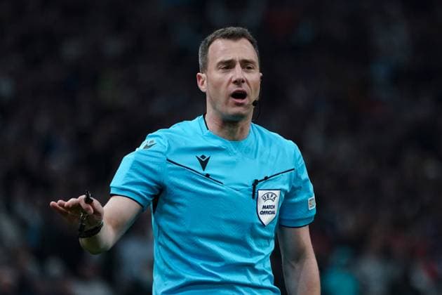 Felix Zwayer (arbitre) FOOTBALL : Olympique de Marseille vs SL Benfica - Ligue Europa - Quart de finale retour - Marseille - 18 04 2024 NorbertScanella Panoramic 