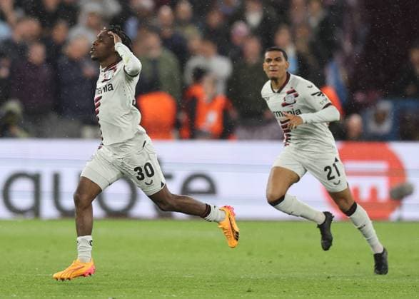 London, England, 18th April 2024. Jeremie Frimpong of Bayer Leverkusen celebrates scoring their goal during the UEFA Europa League match at the London Stadium, London. Picture credit should read: David Klein Sportimage EDITORIAL USE ONLY. No use with unauthorised audio, video, data, fixture lists, club league logos or live services. Online in-match use limited to 120 images, no video emulation. No use in betting, games or single club league player publications. SPI-3091-0057