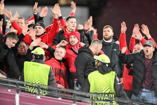 Bayer 04 Leverkusen supporters celebrate their second half goal during the UEFA Europa League match between West Ham United and Bayer 04 Leverkusen at the London Stadium, Queen Elizabeth Olympic Park , London, England on 18 April 2024. Copyright: xPhilxHutchinsonx 40560019