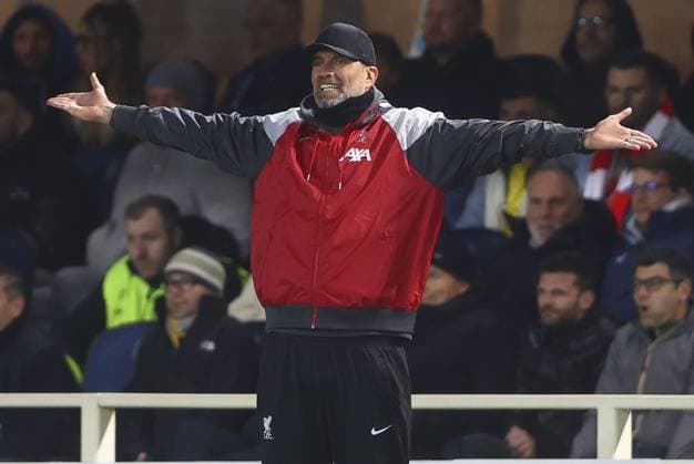 Liverpool manager Jurgen Klopp shows a look of frustration Atalanta v Liverpool, UEFA Europa League, Quarter Final, Second Leg, Football, Gewiss Stadium, Bergamo, Italy - 18 Apr 2024 EDITORIAL USE ONLY No use with unauthorised audio, video, data, fixture lists, club league logos or live services. Online in-match use limited to 120 images, no video emulation. No use in betting, games or single club league player publications.  Copyright: xKieranxMcManus Shutterstockx 14438415bm
