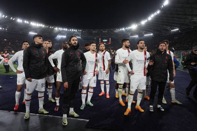 Football Europa League match - AS Roma vs AC Milan Rome, Italy 18.04.2024: Milan players under the fans stand after the defeat and elimination in the UEFA Europa League 2023-2024, quarter final , football match between AS Roma vs AC Milan at Olympic Stadium in Rome. Rome Italy  Copyright: xIPAxSport ABACAx