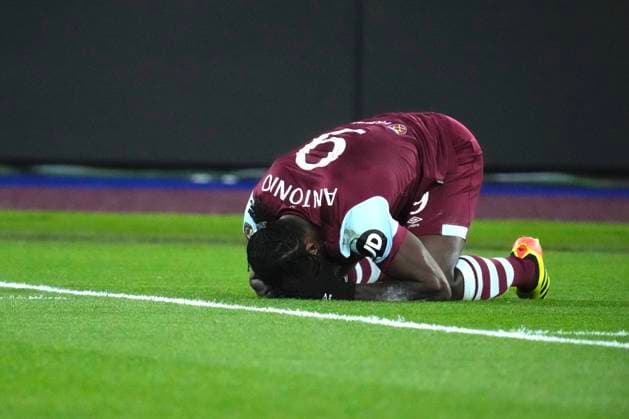 UEFA Europa League Quarter-Final: West Ham United F.C. vs. Bayer 04 Leverkusen Michail Antonio in action during the UEFA Europa League Quarter-Final match between West Ham United F.C. and Bayer 04 Leverkusen on April 18 2024, in London, United Kingdom London London Stadium London United Kingdom Copyright: xAlexandraxFechetex Photo 18.04.2024, 21 17 44