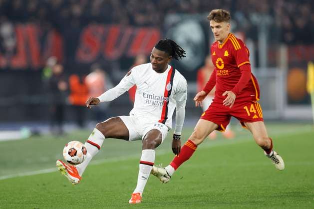 Rafael Leao (AC Milan) controls the ball, UEFA Europa League 2023 2024 - Quarter-final second leg, AS Roma vs AC Milan, Olimpico Stadium, April 18, 2024, Rome, Italy.