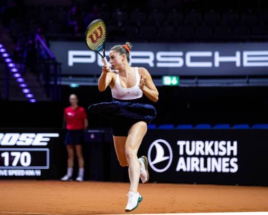Marta Kostyuk UKR Zheng Qinwen CHN vs Marta Kostyuk UKR GER Porsche Tennis Grand Prix GP Stuttgart 2024, Porsche Arena, 18 04 2024 GER Porsche Tennis Grand Prix GP Stuttgart 2024 Porsche Arena, 18 04 2024 Stuttgart Copyright: xEibner-Pressefoto RogerxBuerkex EP