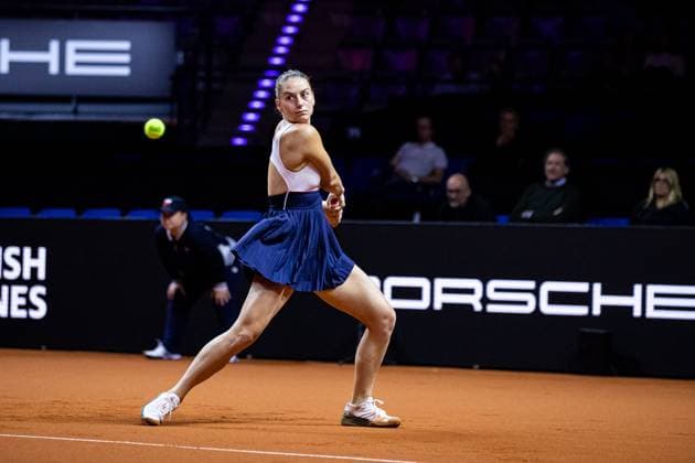 Marta Kostyuk UKR Zheng Qinwen CHN vs Marta Kostyuk UKR GER Porsche Tennis Grand Prix GP Stuttgart 2024, Porsche Arena, 18 04 2024 GER Porsche Tennis Grand Prix GP Stuttgart 2024 Porsche Arena, 18 04 2024 Stuttgart Copyright: xEibner-Pressefoto RogerxBuerkex EP