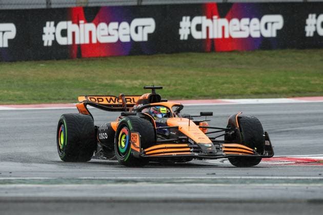 04 NORRIS Lando (gbr), McLaren F1 Team MCL38, action during the Formula 1 Lenovo Chinese Grand Prix 2024, 5th round of the 2024 Formula One World Championship, WM, Weltmeisterschaft from April 19 to 21, 2024 on the Shanghai International Circuit, in Shanghai, China - F1 - CHINESE GRAND PRIX 2024 DPPI Panoramic  240419_R05_CHINA_DP_XB3_2342