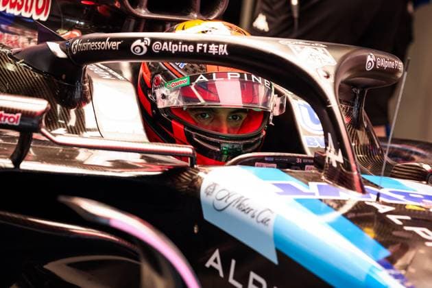 OCON Esteban (fra), Alpine F1 Team A524, portrait during the Formula 1 Lenovo Chinese Grand Prix 2024, 5th round of the 2024 Formula One World Championship, WM, Weltmeisterschaft from April 19 to 21, 2024 on the Shanghai International Circuit, in Shanghai, China - F1 - CHINESE GRAND PRIX 2024 DPPI Panoramic  240419_R05_CHINA_DP_FGOO8244