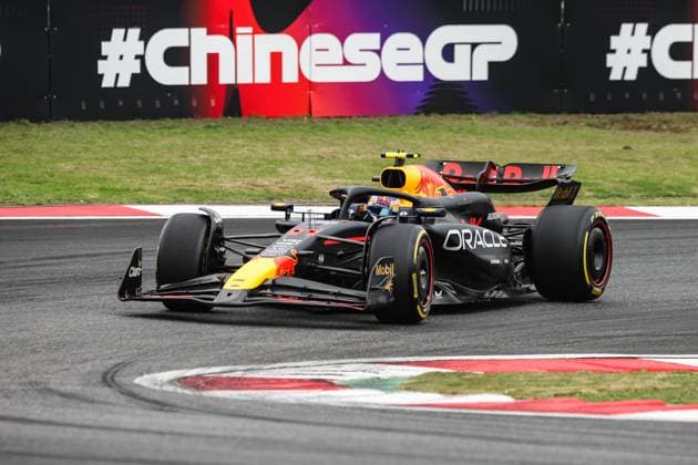 11 PEREZ Sergio (mex), Red Bull Racing RB20, action during the Formula 1 Lenovo Chinese Grand Prix 2024, 5th round of the 2024 Formula One World Championship, WM, Weltmeisterschaft from April 19 to 21, 2024 on the Shanghai International Circuit, in Shanghai, China - F1 - CHINESE GRAND PRIX 2024 DPPI Panoramic  240419_R05_CHINA_DP_XB3_2103