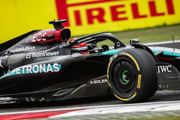 63 RUSSELL George (gbr), Mercedes AMG F1 Team W15, action during the Formula 1 Lenovo Chinese Grand Prix 2024, 5th round of the 2024 Formula One World Championship, WM, Weltmeisterschaft from April 19 to 21, 2024 on the Shanghai International Circuit, in Shanghai, China - F1 - CHINESE GRAND PRIX 2024 DPPI Panoramic  240419_R05_CHINA_DP_XB3_2272