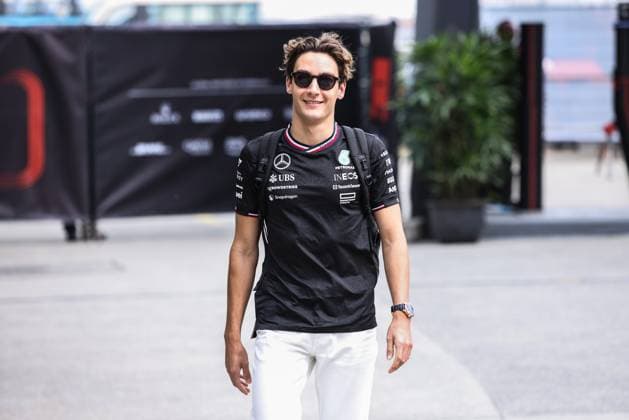 RUSSELL George (gbr), Mercedes AMG F1 Team W15, portrait during the Formula 1 Lenovo Chinese Grand Prix 2024, 5th round of the 2024 Formula One World Championship, WM, Weltmeisterschaft from April 19 to 21, 2024 on the Shanghai International Circuit, in Shanghai, China - F1 - CHINESE GRAND PRIX 2024 DPPI Panoramic  240419_R05_CHINA_DP_XB5_1747