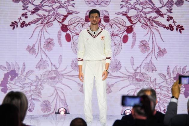 Paris 2024, Modenschau Team Polen, Präsentation der Teamkleidung für die Olympischen Sommerspiele WARSZAWA 19.04.2024 CENTRUM OLIMPIJSKIE PKOL - PREZENTACJA OFICJALNEJ KOLEKCJI UBRAN PRZYGOTOWANEJ PRZEZ FIRMY ADIDAS I BIZUU NA XXXIII LETNIE IGRZYSKA OLIMPIJSKIE 2024 W PARYZU --- POLISH PKOL OLYMPIC CENTER - PRESENTATION OF THE OFFICIAL CLOTHING COLLECTION PREPARED BY ADIDAS AND BIZUU FOR THE XXXIII SUMMER Olympic Games, Olympische Spiele, Olympia, OS 2024 IN PARIS FOT. JACEK PRONDZYNSKI FOTOPYK NEWSPIX.PL --- Newspix.pl POLAND OUT!  240419JAC061