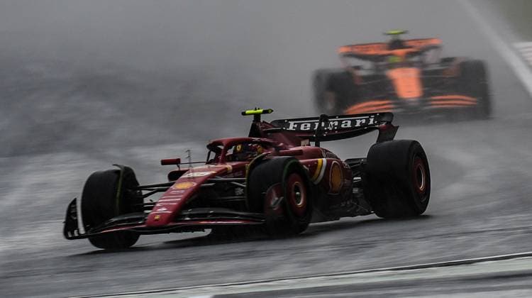 (240419) -- SHANGHAI, April 19, 2024 -- Ferrari s Spanish driver Carlos Sainz competes during the Sprint Qualifying of Chinese Formula One Grand Prix at the Shanghai International Circuit in Shanghai, China, on April 19, 2024. ) (SP)CHINA-SHANGHAI-F1-GRAND PRIX-SPRINT QUALIFYING XiaxYifang 