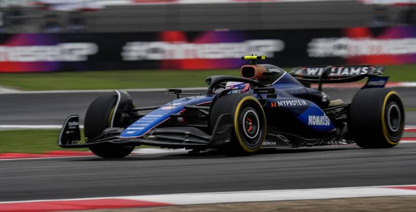 (240419) -- SHANGHAI, April 19, 2024 -- Williams driver Logan Sargeant of the United States competes during the Sprint Qualifying of Chinese Formula One Grand Prix at the Shanghai International Circuit in Shanghai, China, on April 19, 2024. ) (SP)CHINA-SHANGHAI-F1-GRAND PRIX-SPRINT QUALIFYING XiaxYifang 