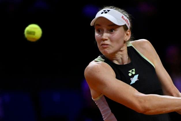Elena Rybakina KAZ Action Tennis Ladies Porsche Cup Porsche Tennis Grand Prix GP Stuttgart 2024 Porsche Arena 19 04 2024 DFL REGULATIONS PROHIBIT ANY USE OF PHOTOGRAPHS AS IMAGE SEQUENCES AND OR QUASI VIDEO Porsche Tennis Grand Prix GP Stuttgart 2024