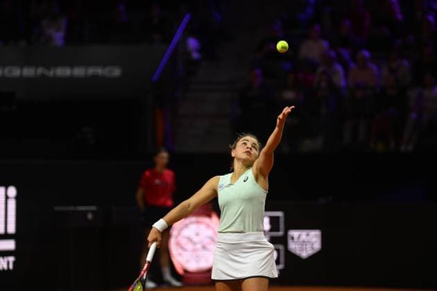 Jasmin Paolini ITA xettx, Germany, Stuttgart, 19 04 2024, Tennis, Porsche Tennis Grand Prix, Day 7, 2024, Quarterfinals, E Rybakina J Paolini, Porsche Arena Photo A2 Bildagentur Peter Hartenfelser