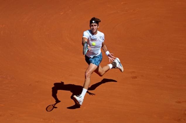 Barcelona Open Banc Sabadell 2024 Tomas Martin Etcheverry is playing against Cameron Norrie in the quarterfinals of the Barcelona Open Banc Sabadell, the 71st Conde de Godo Trophy, at the Real Club de Tennis Barcelona 1899 in Barcelona, Spain, on April 19, 2024. Barcelona Spain  Copyright: xUrbanandsportx originalFilename:urbanandsport-barcelon240419_nptSf.jpg