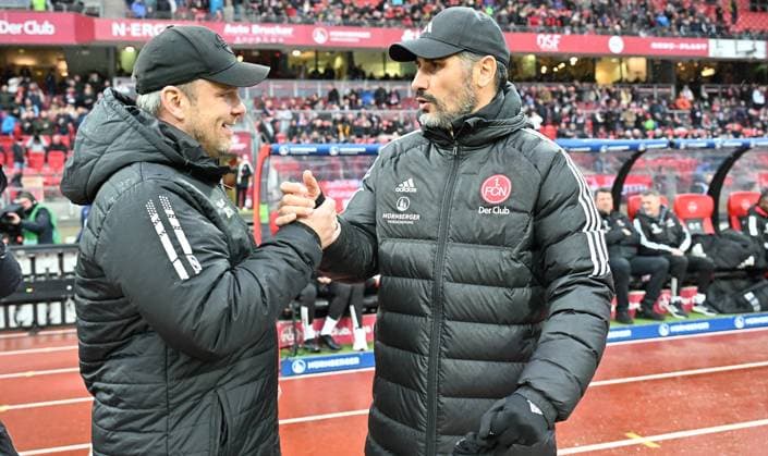 19 04 2024 Soccer Season 2023 2024 2 Soccer Bundesliga 30 Matchday 1 FC Nürnberg FCN Club SC Paderborn 07 SCP Sportfoto Zink xwoxzix DFL regulations prohibit any use of photographs as image sequences and or quasi video only for editorial use Lukas Kwasniok Trainer SC Paderborn 07 Cristian Fiel Trainer 1 FC Nürnberg FCN Handshake Handshake before the start of the match