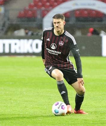 19 04 2024 Soccer Season 2023 2024 2 Soccer Bundesliga 30 Matchday 1 FC Nürnberg FCN Club SC Paderborn 07 SCP Sportfoto Zink DaMa xdaxmax DFL regulations prohibit any use of photographs as image sequences and or quasi video only for editorial use Florian Flick 6, 1 FC Nürnberg FCN