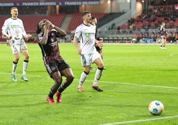 19 04 2024 Soccer season 2023 2024 2 Soccer Bundesliga 30 Matchday 1 FC Nürnberg FCN Club SC Paderborn 07 SCP Sportfoto Zink DaMa xdaxmax DFL regulations prohibit any use of photographs as image sequences and or quasi video only for editorial use Joseph Hungbo 23, 1 FC Nürnberg FCN disappointed disappointment