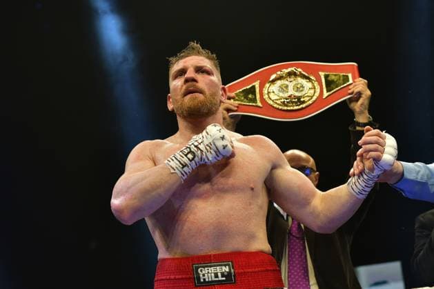 Bilder des Jahres 2024, Sport 04 April Sport Themen der Woche KW16 Sport Bilder des Tages Giuseppe Claudio Squeo (ITA) vs Niklas Rasanen (FIN) during the boxing match of Cruiserweight IBF European Title on April 19, 2022 at PalaStudio Cinecitta World in Rome, Italy  Copyright: xRobertoxBettacchi IPAxSportx xipx xx IPA_45310558 IPA_Agency_IPA45310558