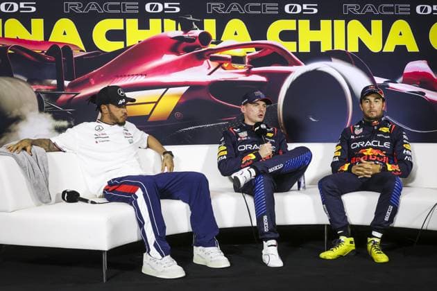 VERSTAPPEN Max (ned), Red Bull Racing RB20, portrait, PEREZ Sergio (mex), Red Bull Racing RB20, portrait and HAMILTON Lewis (gbr), Mercedes AMG F1 Team W15, portrait during the Formula 1 Lenovo Chinese Grand Prix 2024, 5th round of the 2024 Formula One World Championship, WM, Weltmeisterschaft from April 19 to 21, 2024 on the Shanghai International Circuit, in Shanghai, China - F1 - CHINESE GRAND PRIX 2024 DPPI Panoramic 240420_R05_CHINA_DP_DC0A4028