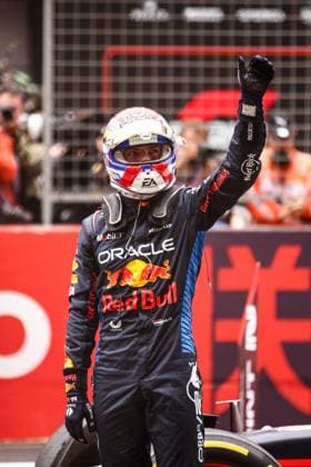 VERSTAPPEN Max (ned), Red Bull Racing RB20, portrait during the Formula 1 Lenovo Chinese Grand Prix 2024, 5th round of the 2024 Formula One World Championship, WM, Weltmeisterschaft from April 19 to 21, 2024 on the Shanghai International Circuit, in Shanghai, China - F1 - CHINESE GRAND PRIX 2024 DPPI Panoramic  240420_R05_CHINA_DP_XB5_2347