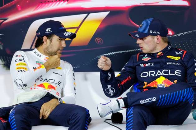 PEREZ Sergio (mex), Red Bull Racing RB20, portrait. VERSTAPPEN Max (ned), Red Bull Racing RB20, portrait during the Formula 1 Lenovo Chinese Grand Prix 2024, 5th round of the 2024 Formula One World Championship, WM, Weltmeisterschaft from April 19 to 21, 2024 on the Shanghai International Circuit, in Shanghai, China - F1 - CHINESE GRAND PRIX 2024 DPPI Panoramic 09250