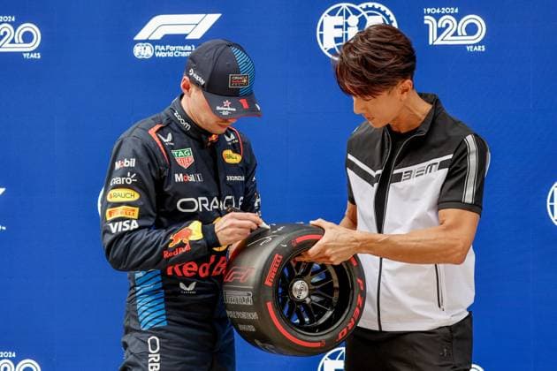 VERSTAPPEN Max (ned), Red Bull Racing RB20, portrait during the Formula 1 Lenovo Chinese Grand Prix 2024, 5th round of the 2024 Formula One World Championship, WM, Weltmeisterschaft from April 19 to 21, 2024 on the Shanghai International Circuit, in Shanghai, China - F1 - CHINESE GRAND PRIX 2024 DPPI Panoramic  09176